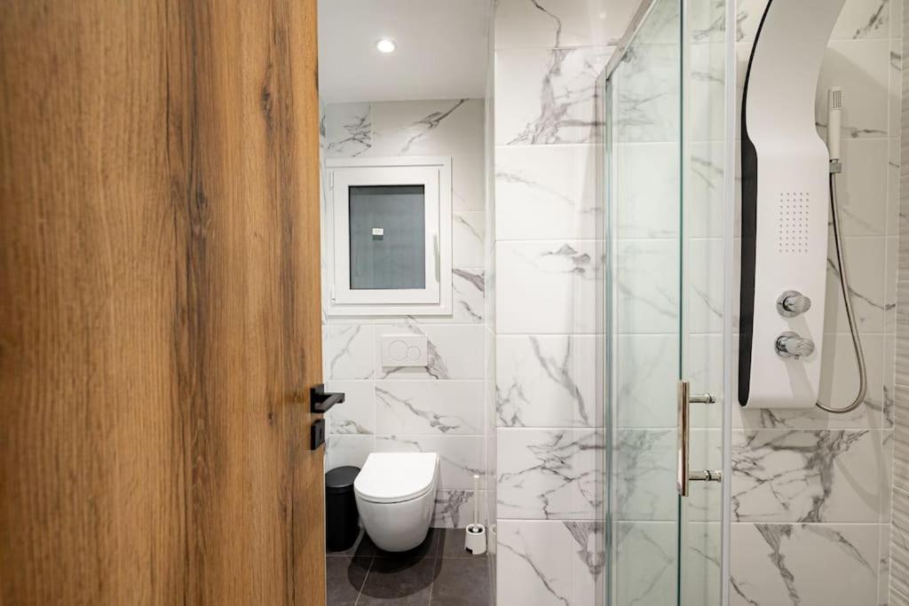 Spacious And Modern Flat At Koukaki, Near Acropolis 아테네 외부 사진
