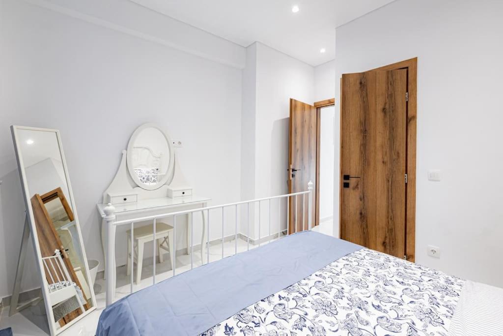 Spacious And Modern Flat At Koukaki, Near Acropolis 아테네 외부 사진