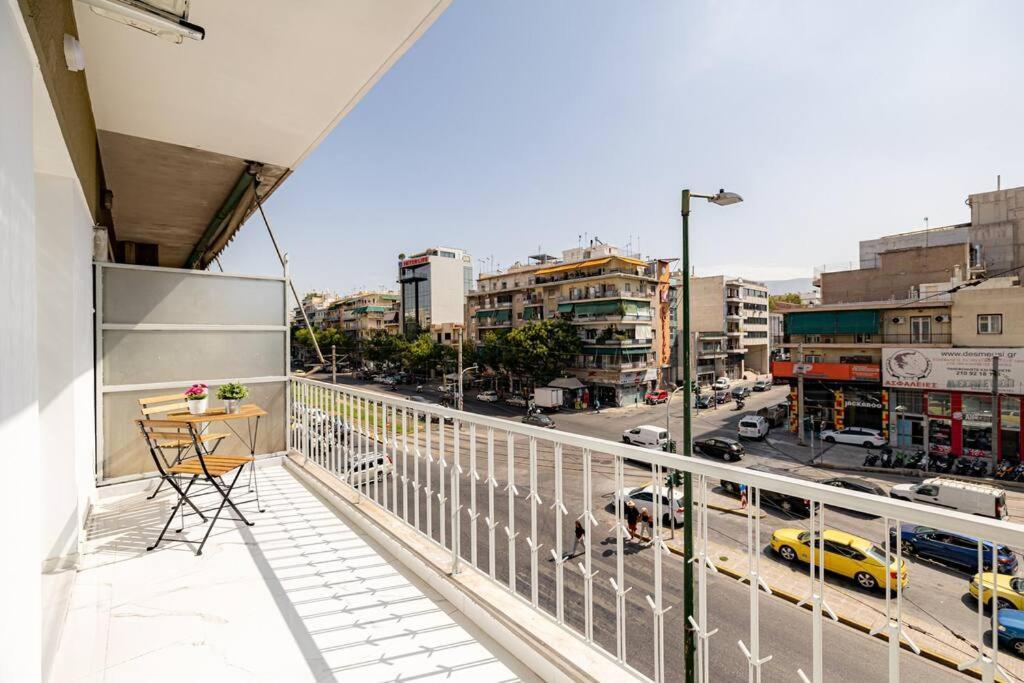 Spacious And Modern Flat At Koukaki, Near Acropolis 아테네 외부 사진